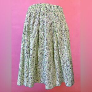 Lime Green & White Floral A-Line Skirt - New York & Company -100% Cotton, Size 4